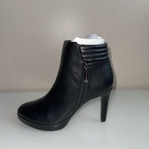 Nine West Black High Heel Ankle Boots Size 7.5 Women. Brand new